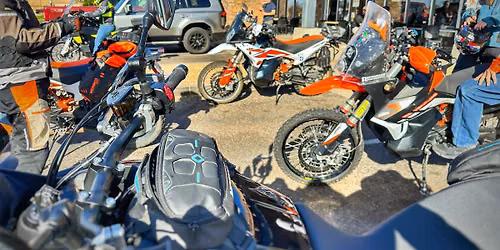 Coffee & Motos (ADV\/DS) - East Side