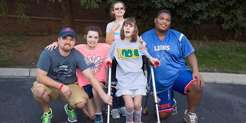 Friends Group - Grosse Pointe Santa Claus Parade 