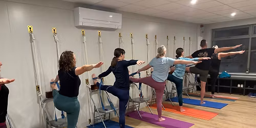 Iyengar yoga - General level class