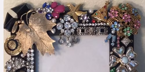 10\/25\/25 Junk Jewelry Frame Class with Bobbi