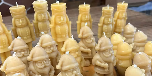 Honeybee 101 - Beeswax Creations: Christmas Gift Candle Making