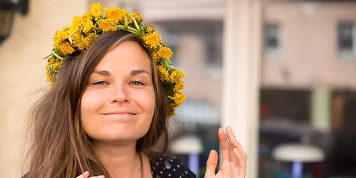 Hyvinvointia kirjastosta: Anna Nyman ja villiyrttien terveyshy\u00f6dyt