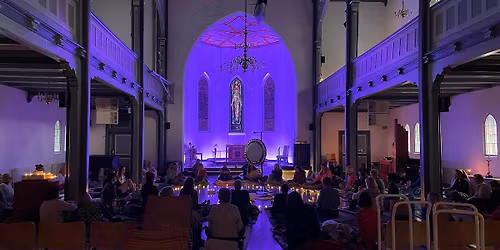 Nym\u00e5neGongbad i Moss kirke - dyp hvile, rens og l\u00f8ft