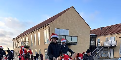 Juleoptog i Vig.\ud83c\udf85\ud83c\udffb\ud83e\uddd1\ud83c\udffb\u200d\ud83c\udf84