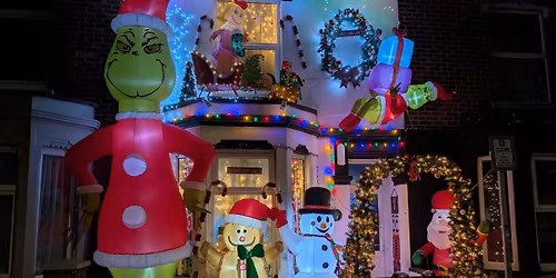 \ud83c\udf84\ud83d\udc9aGrinch Christmas Display- Final Day!\ud83c\udf84\ud83d\udc9a