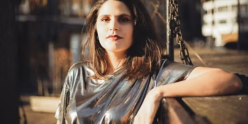 STUDIO19 X Meet The Artist : Paula Luna