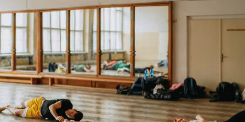 pohybov\u00fd workshop "floorwork" s Petrem R\u016f\u017ei\u010dkou