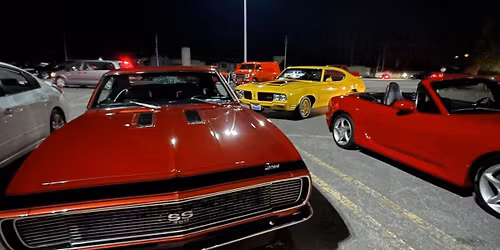 Cruising the Parkway Plaza Mall