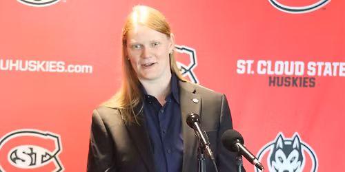 St. Cloud State Huskies at St. Thomas Tommies Womens Hockey