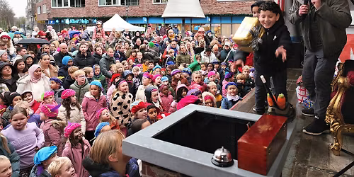 Sinterklaasfeest Marsmanplein Haarlem-Noord