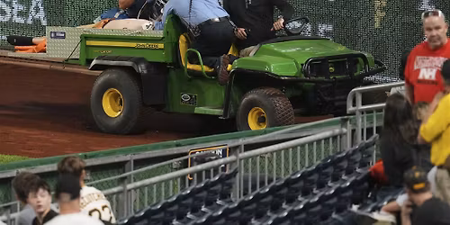 Pittsburgh Pirates at Chicago Cubs at Wrigley Field