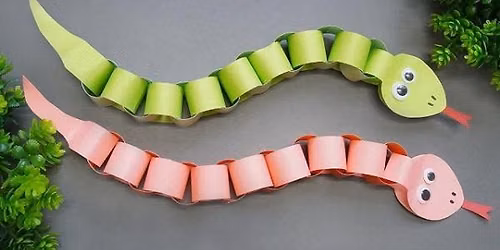 Super Tuesday: Paper Chain Snakes