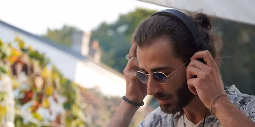 No\u00ebl avant No\u00ebl \u00a4 Inspecteur Gonzo \u00a4 Bar \u00e0 Hu\u00eetres \u00a4 F\u00eatons l'achat \u00a4