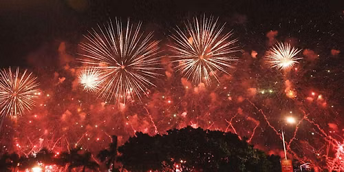 Paris: New Year's Eve Pub Crawl with Shots & Exclusive Party