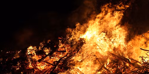 Osterfeuer in den Ortschaften