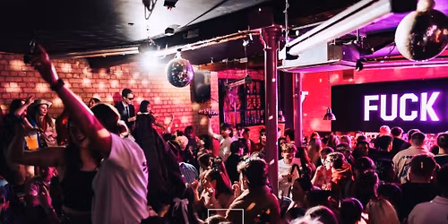 \u272d WonKy Wednesday's \u272d 90\u2019s VS 00\u2019s!! \u272d  with Drinks From \u00a31!  \u272d @ R\/Bar \u272d