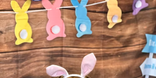 Paws in the yard Egg Hunt !