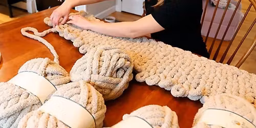 Knit and Knot Social: Chunky Blanket Classes
