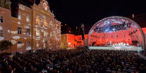 DOMPLATZ OPEN-AIR \/ TONK\u00dcNSTLER & FRIENDS: NORDLICHTER