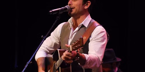 Charles Esten