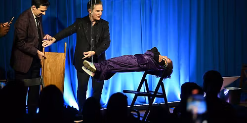 Magic Show for All Ages - Broadway Magic Hour (Times Square)