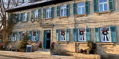 St\u00e4rk antrinken im Biergarten