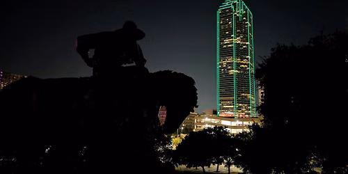Dallas Scavenger Hunt Walking Tour & Game