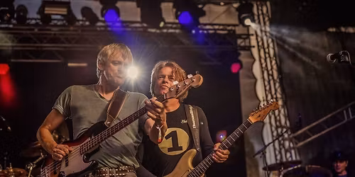 Thomas Blug 's ROCKANARCHIE - live