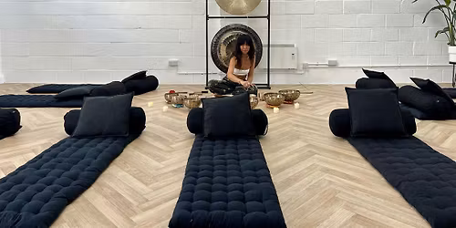 A December Reset: Sound Healing in West Hampstead