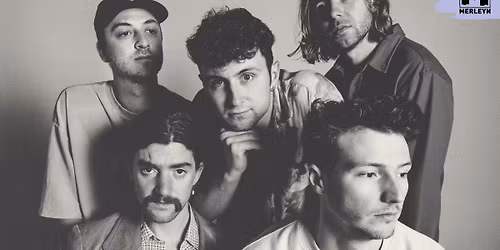 Oproer \/\/ Merleyn Nijmegen