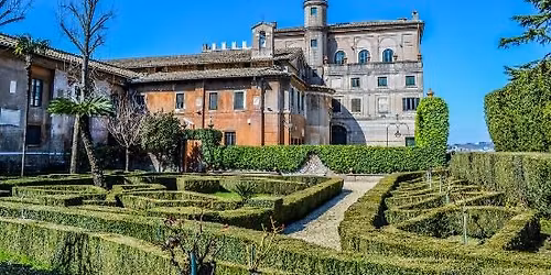 La villa dei Cavalieri di Malta all\u2019Aventino, Roma - Conferenza in italiano \ud83c\uddee\ud83c\uddf9