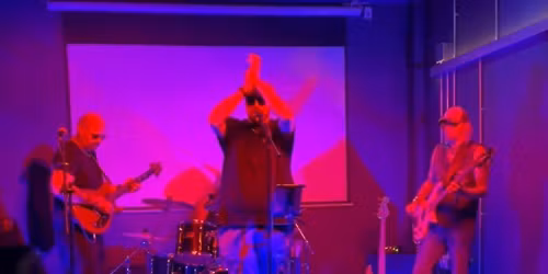 Cat Called Bird at The Live Lounge in Stowmarket 