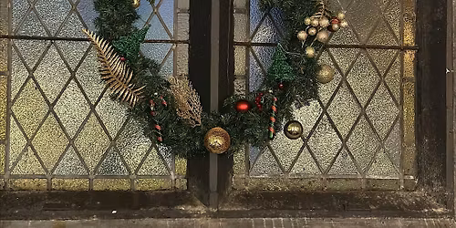 Wreath Making Class with Flowers from Charlotte