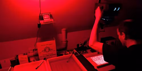 Einf\u00fchrung in die Schwarzweiss Fotoentwicklung