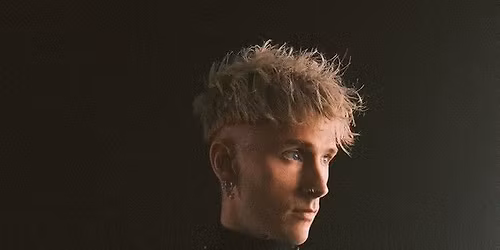 MGK, mgk, Julia Wolf in Greater London