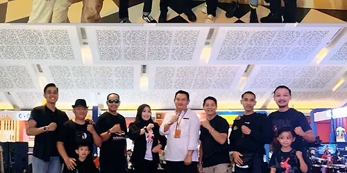 konser Fire Band 