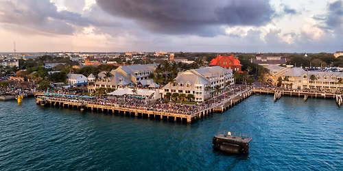 FRLA Monroe Cheers to the Holidays!