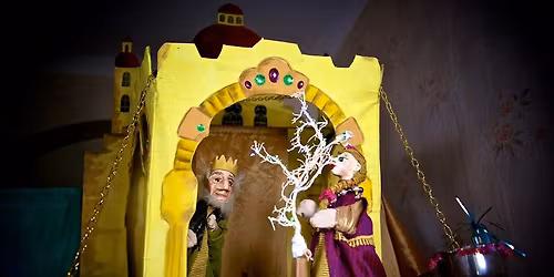 PUPPENTHEATER - Das singende, klingende B\u00e4umchen