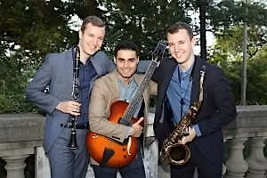 ANDERSON BROTHERS play Gershwin