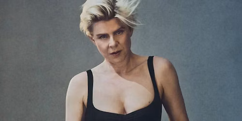 Robyn at The Kia Forum