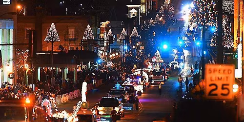 St. Charles, IL Electric Christmas Parade