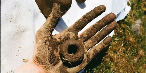 Outdoor Clay Sculpture for Families with Abbie Fowler