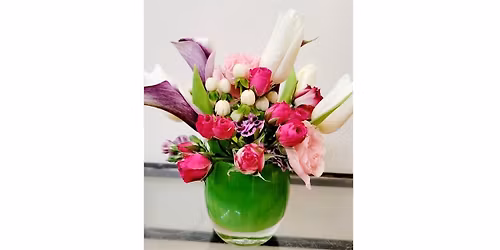 Tsillan Cellars, Woodinville- Spring glassybaby Centerpiece