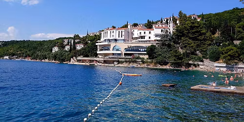 Ny\u00e1ri kaland Kraljevic\u00e1n, a horv\u00e1t tengerpart mellett** 5 NAPOS PIHEN\u00c9S AUT\u00d3BUSSZAL HORV\u00c1TORSZ\u00c1GBAN