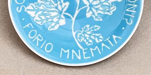 Cr\u00e9e ta coupelle en porcelaine sgraffito