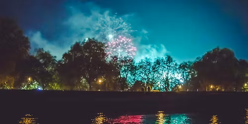 Thames Bonfire Night Cruise London