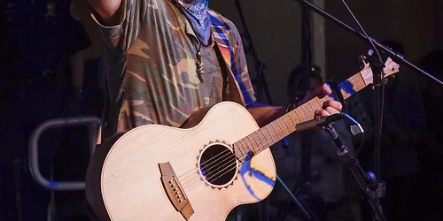 Drake White (21+)