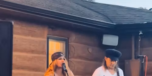 Ganymede Gypsies acoustic duo this Thursday the 11th at the Willew Lounge, music starts at 7pm