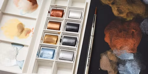 Design Personalised Christmas Cards with Winsor & Newton