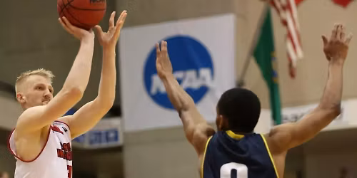 Parking Eastern Washington Eagles at Portland State Vikings Mens Basketball